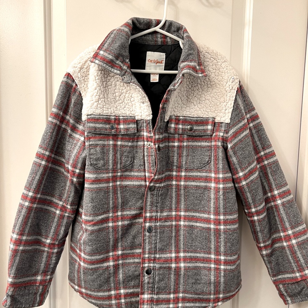 Boy’s Cat and Jack Red and Gray Plaid Sherpa Quilted Jacket size M (8/10)